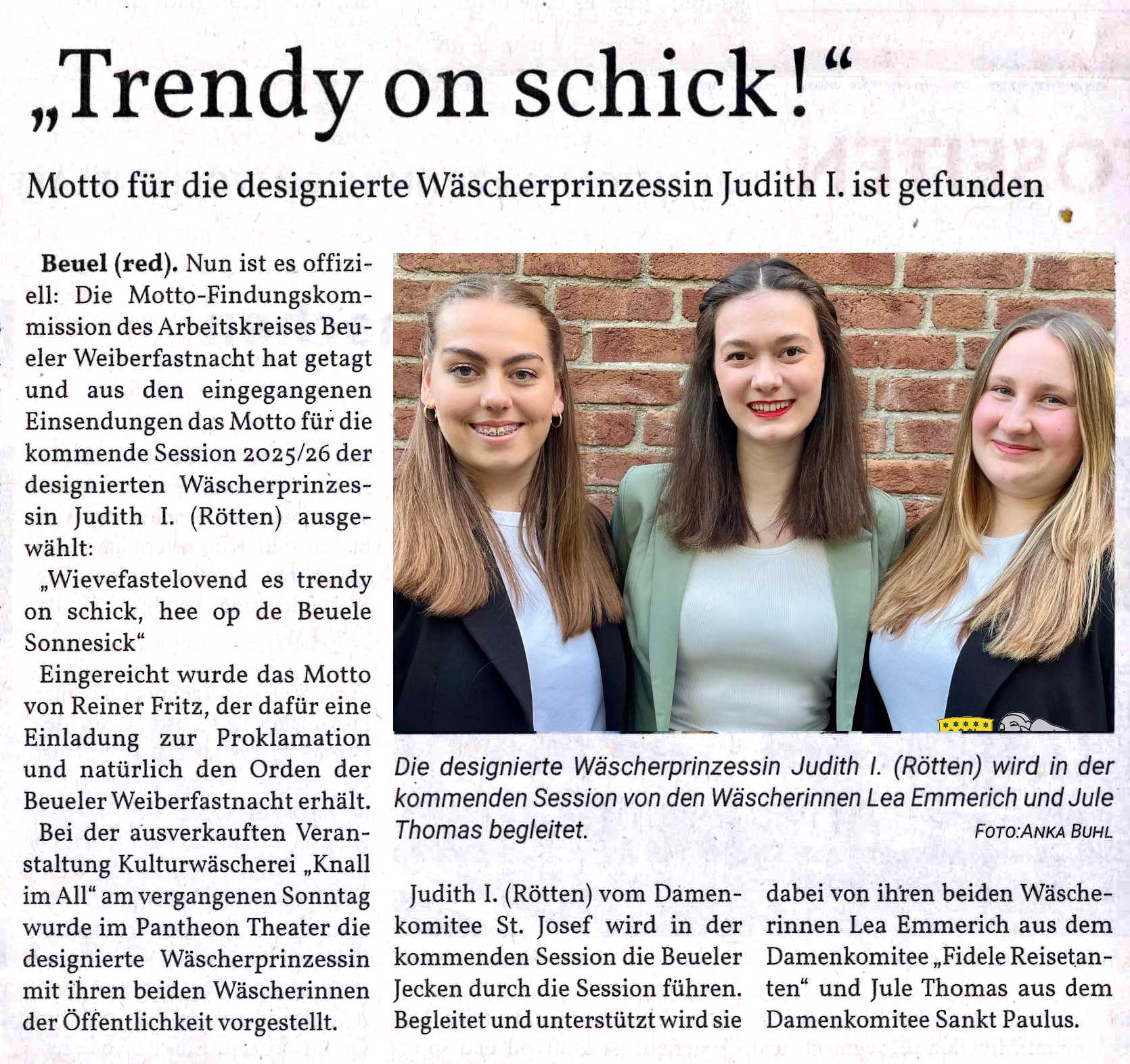 Zeitungsartikel-Motto Zeitungsartikel über das Motto 25-26